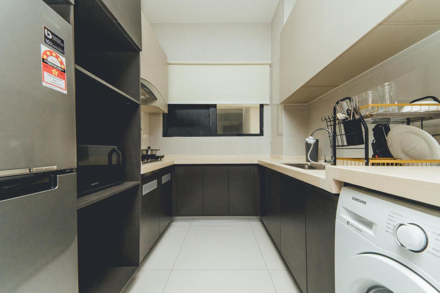 Apartemen Bay Laurel Luxe Highfloor 2br 4pax Seaview By Our *